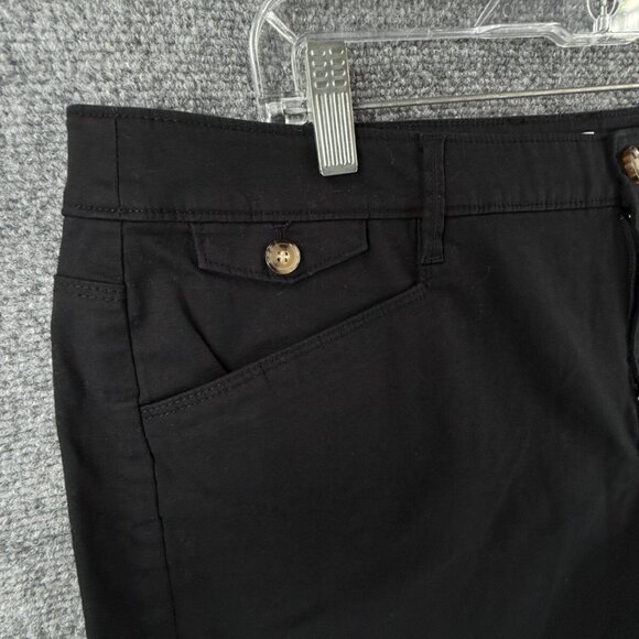 NWT Charter Club Shorts Women Size 14 Black Pockets Cotton Stretch Classic Fit - Picture 8 of 13